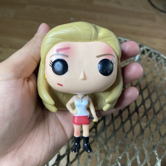 Funko Pop! Vinyl Buffy The Vampire Slayer Injured #121 SDCC...